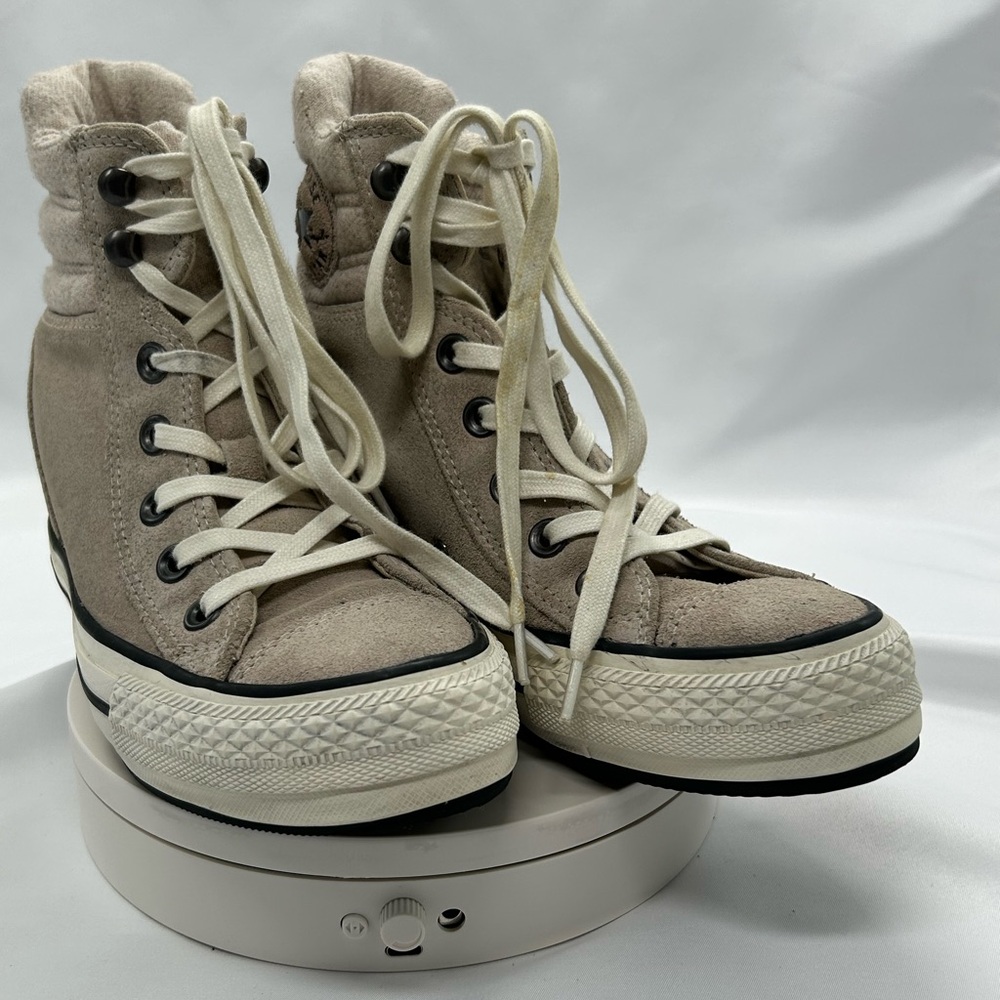 BRAND NEW Converse Cream High-Top Sneakers With Wedge Heel Inside